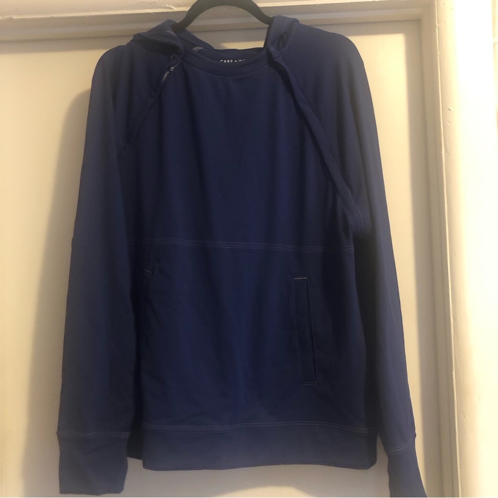 ❤️Care + Wear x Oscar de la Renta Blue Hoodie Chest Port Unisex Size M